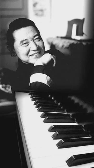 著名钢琴家傅聪染新冠治疗无效后去世享年86岁