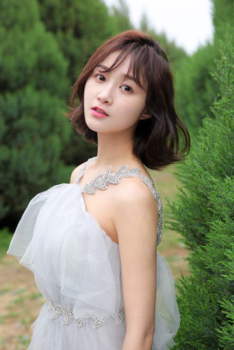 《g小调进行曲》"团宠"曾丽瑶上线 上辈子拯救银河系的清新小花