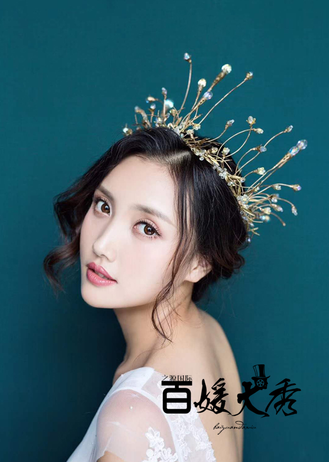 百媛大秀任飞燕：名媛是一种风度 - 360娱乐，你开心就好