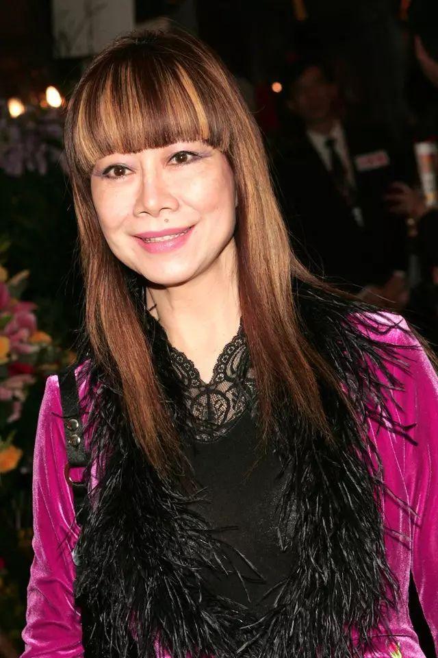 香江女儿因不敌肺癌去世享年75岁曾与风流才子黄霑爱得轰烈