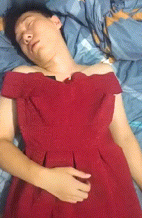 老婆会背着你干什么,哈哈哈喵星人:你再动一下试试,这可是我的私房钱