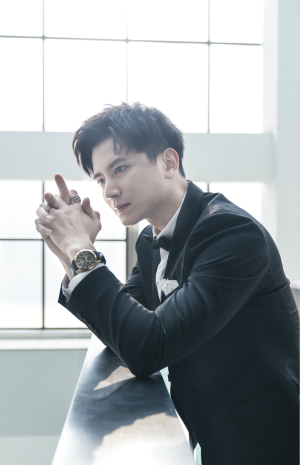 孙祖君受邀出席"星锐榜"盛典 荣获"传承之星"大奖