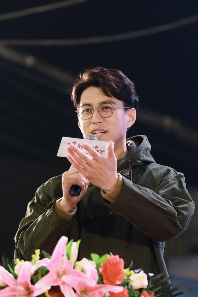 靳东饰陈俊生是哪部剧