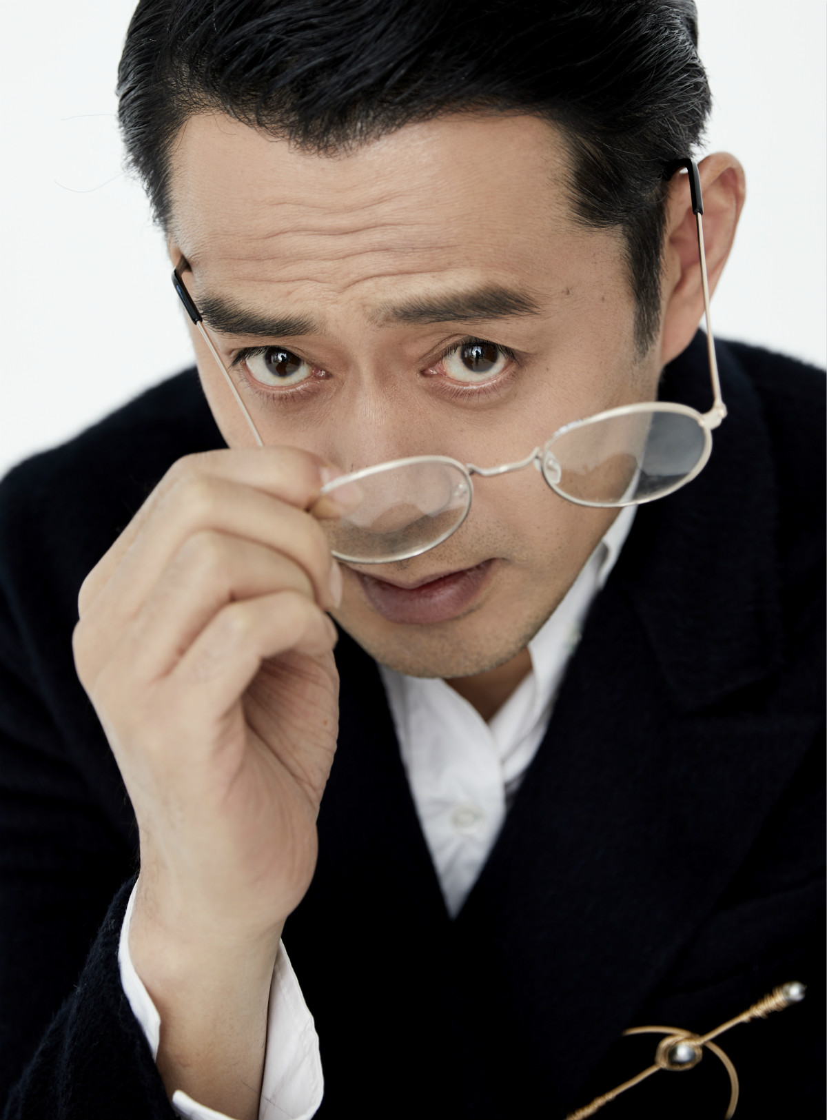 刘钧时尚写真曝光 气质儒雅酒窝魅力难挡 - 360娱乐,你开心就好