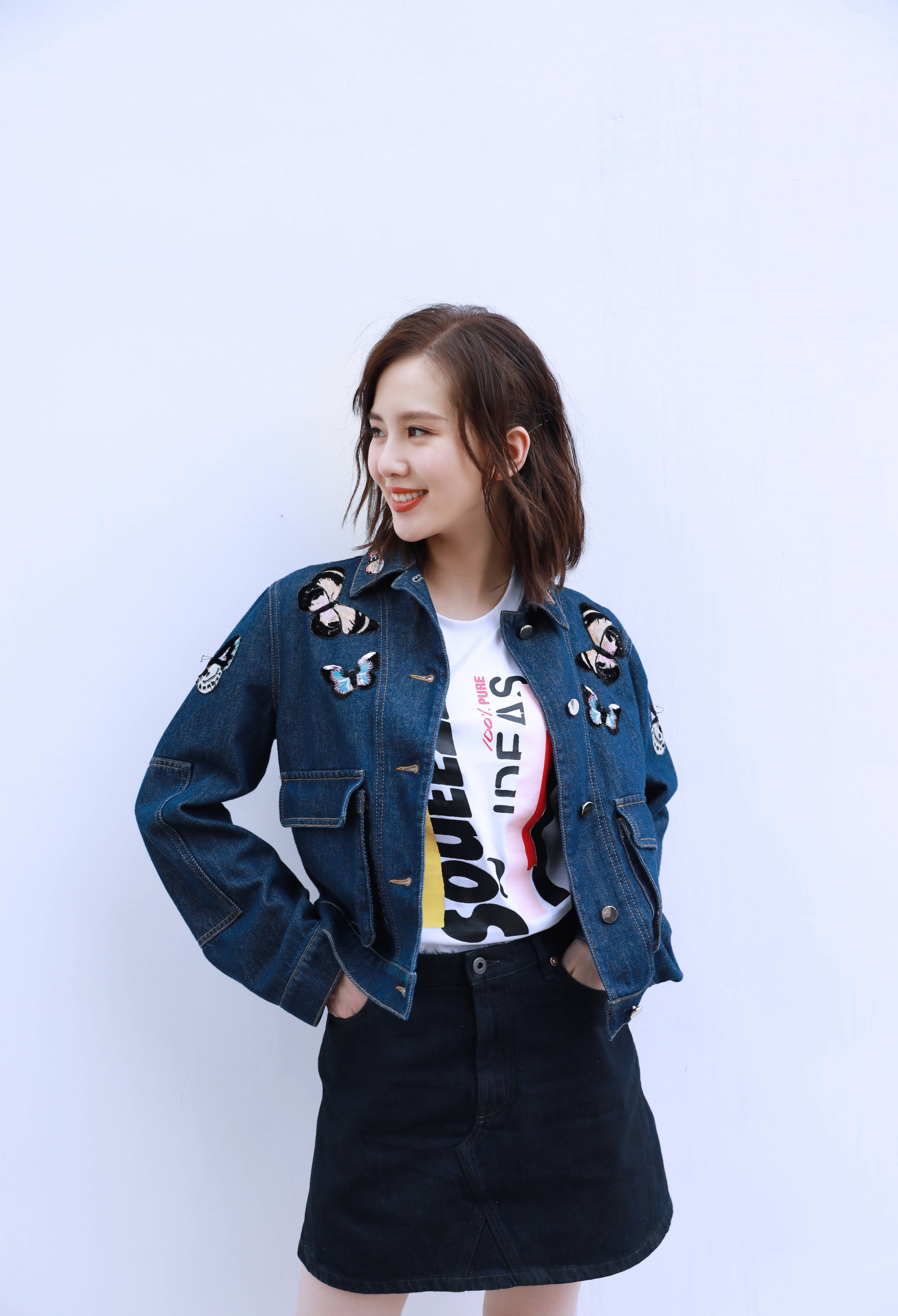 刘诗诗产后首组写真曝光 新晋辣妈甜美温柔更胜从前