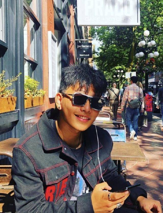 陈坤17岁儿子陈尊佑正脸照,颜值长相随母亲,你们能猜出是谁吗?