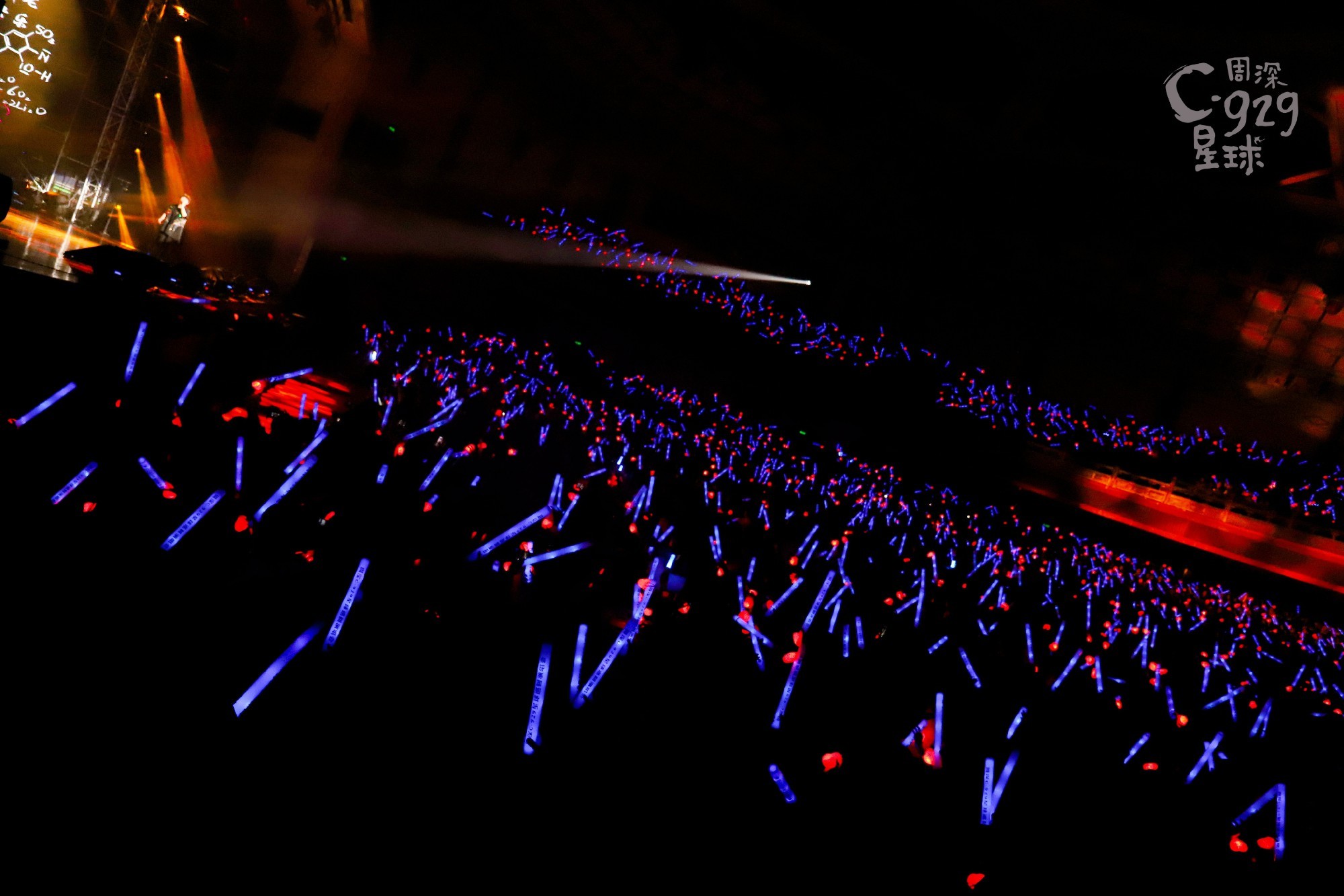 周深c929星球首轮巡演广州收官天籁唱响惊喜与感动并存