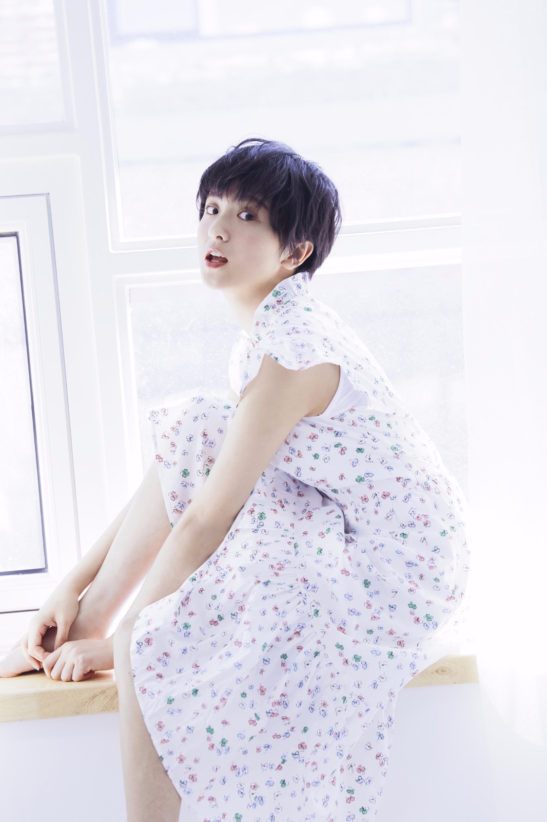 流星花园小优厉嘉琪曝初恋写真新戏等等啊我的青春今日开机