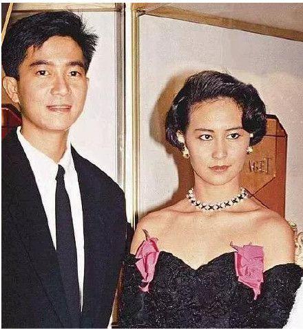 綦美合别撩王一博了还是学赌王千金何超琼做家族接班人吧