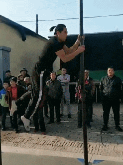 搞笑GIF: 是你放羊去了, 还是羊放你去了? - 360娱乐,你开心就好