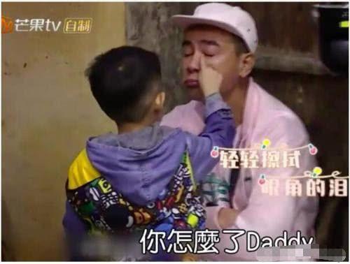 陈小春应采儿首次回应二胎，还称Jasper只想要哥哥姐姐尽显天真！