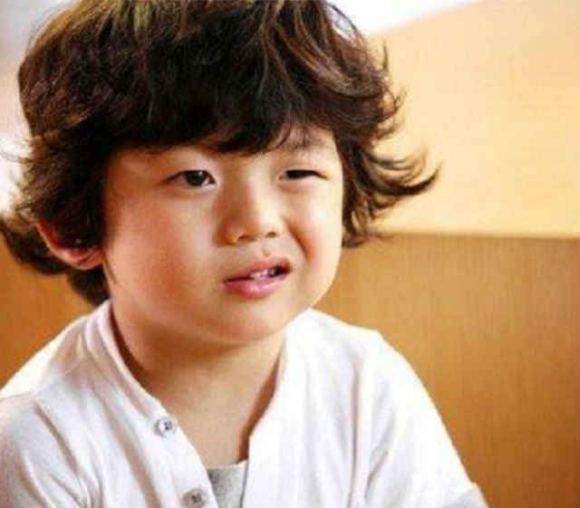 韩国男童星名字和图片图片