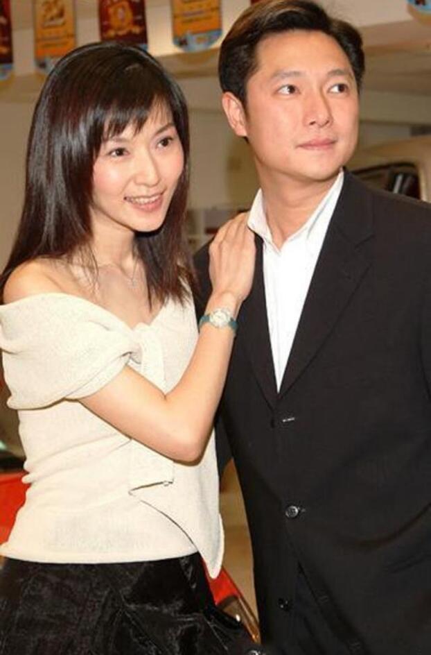 她是台湾第一媳妇如今52岁依旧单身一人简直不要太美