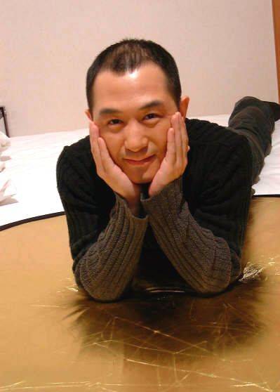 不过好景不长,之后高枫和章子怡在一起的时间并不算很长,还没幸福多久