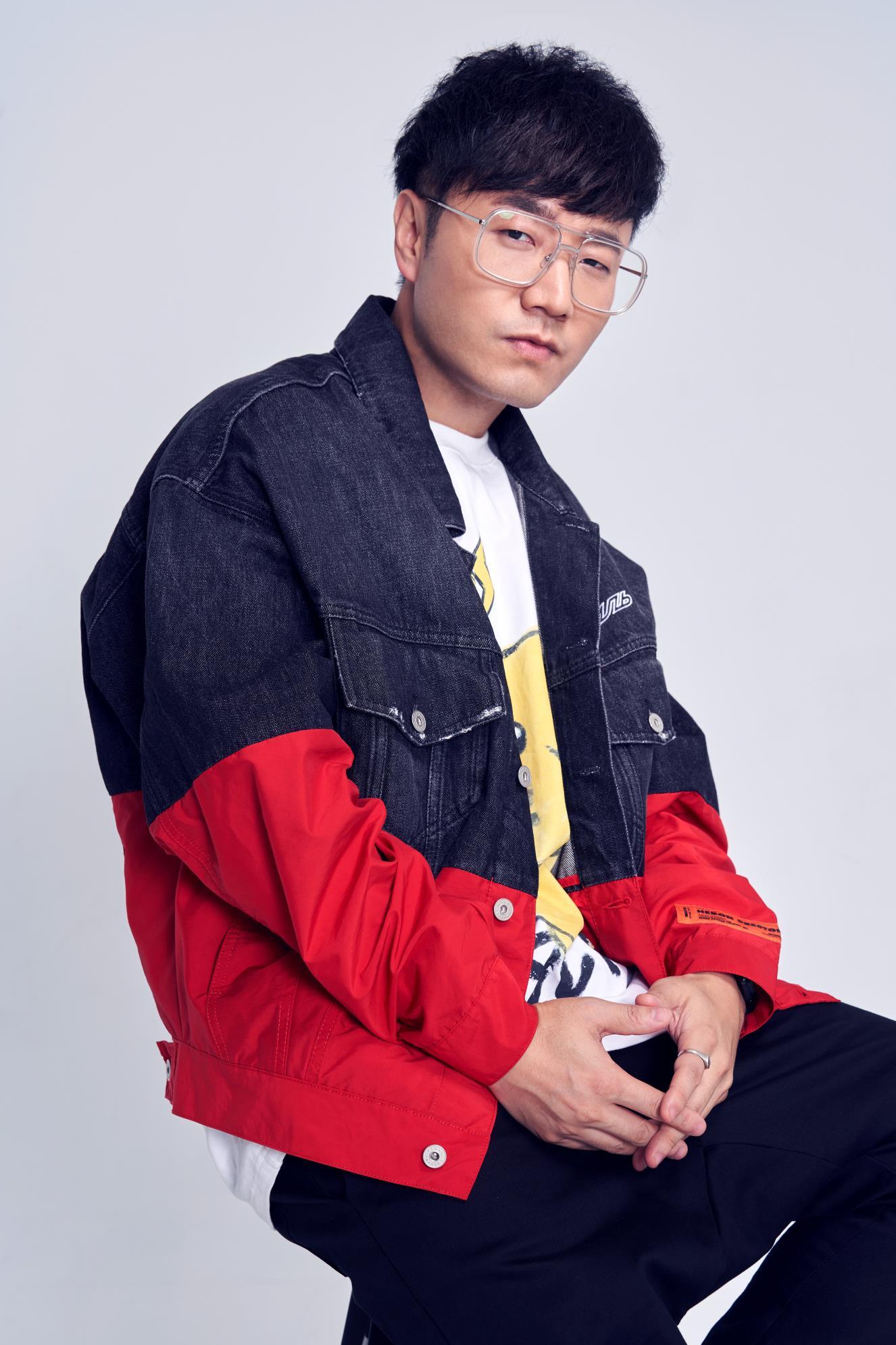 王铮亮献唱成都AG超玩会主题曲《尽我荣耀All Glory》 - 360娱乐,你开心就好