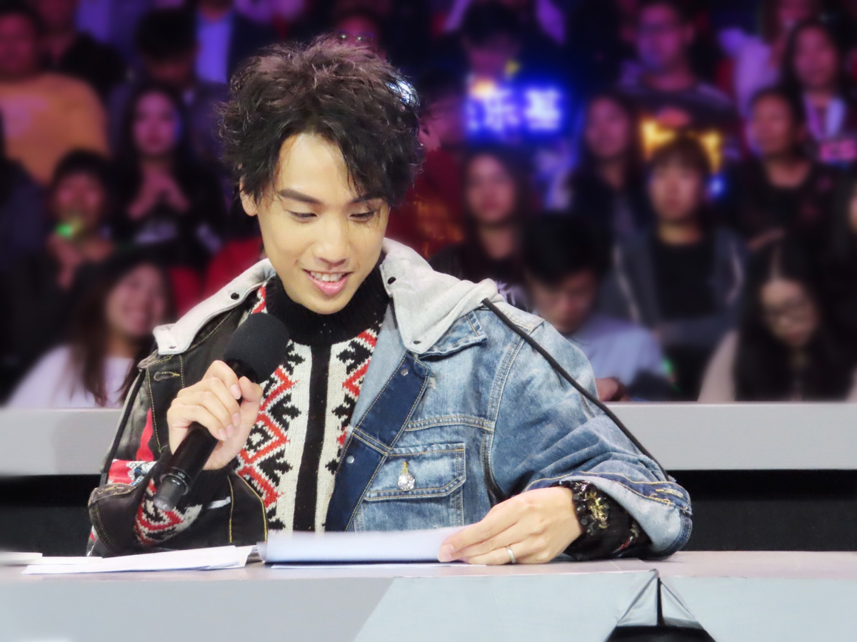 粤语好声音角逐激烈陈乐基战队顺利反超挺进八强