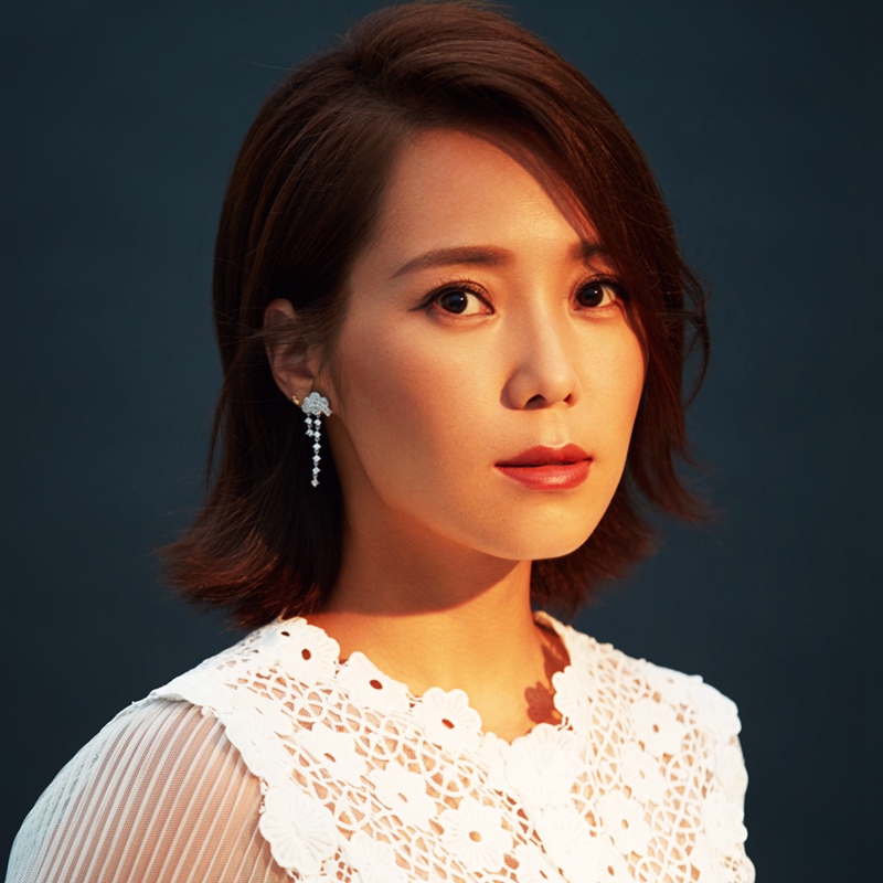云朵最新单曲《云朵上的梦》上线 以声点亮思念 - 360娱乐,你开心就好