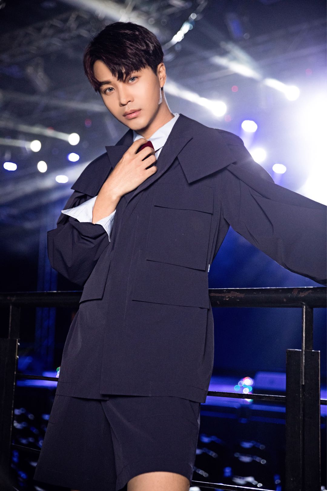 孟瑞生日会与粉丝合唱心愿便利贴宠粉不断获好评