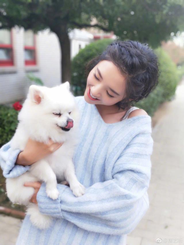 好事将近？唐艺昕张若昀见父母，两个依旧如初恋般甜蜜
