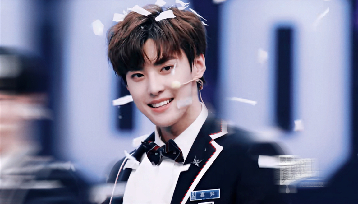 青春有你嘉羿镜头量飙升竟是桃选之子