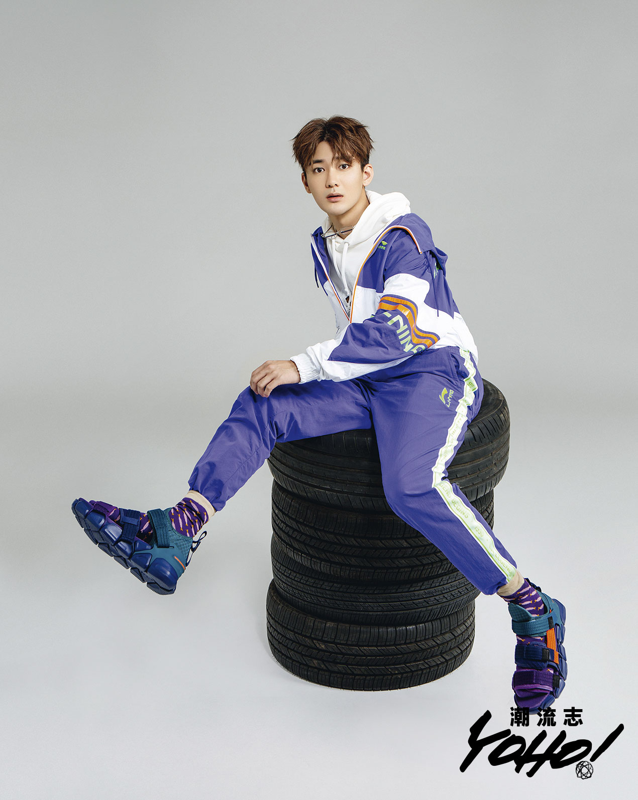 熊梓淇最新杂志封面曝光 全新演绎90后青春时尚