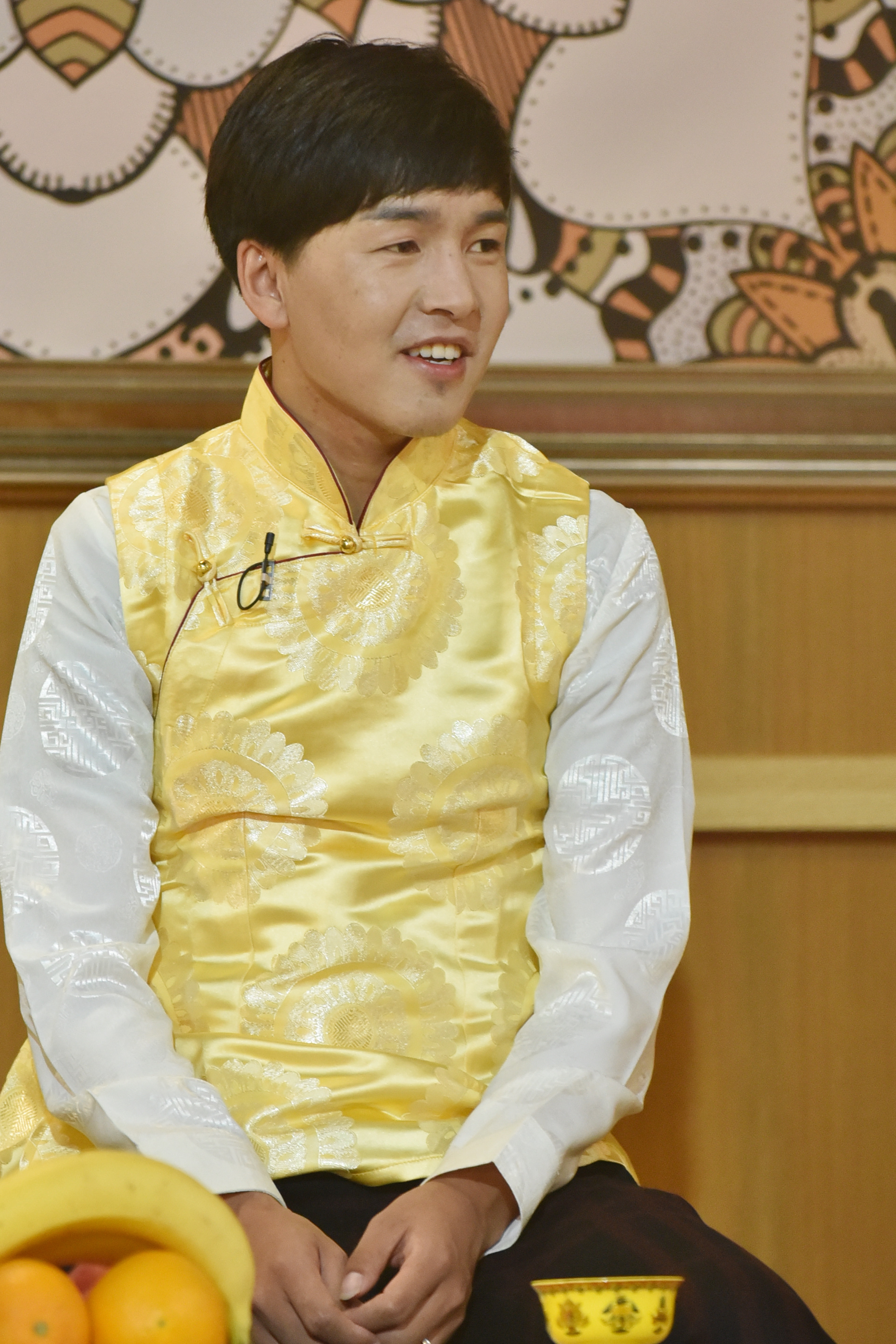 旦增尼玛综艺大展歌喉首登央视舞台被赞歌坛新生力量