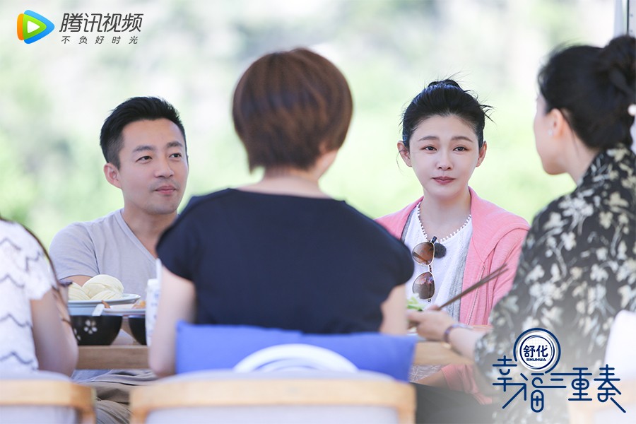 幸福三重奏大s汪小菲相敬如宾夫妻间更需感恩与尊重