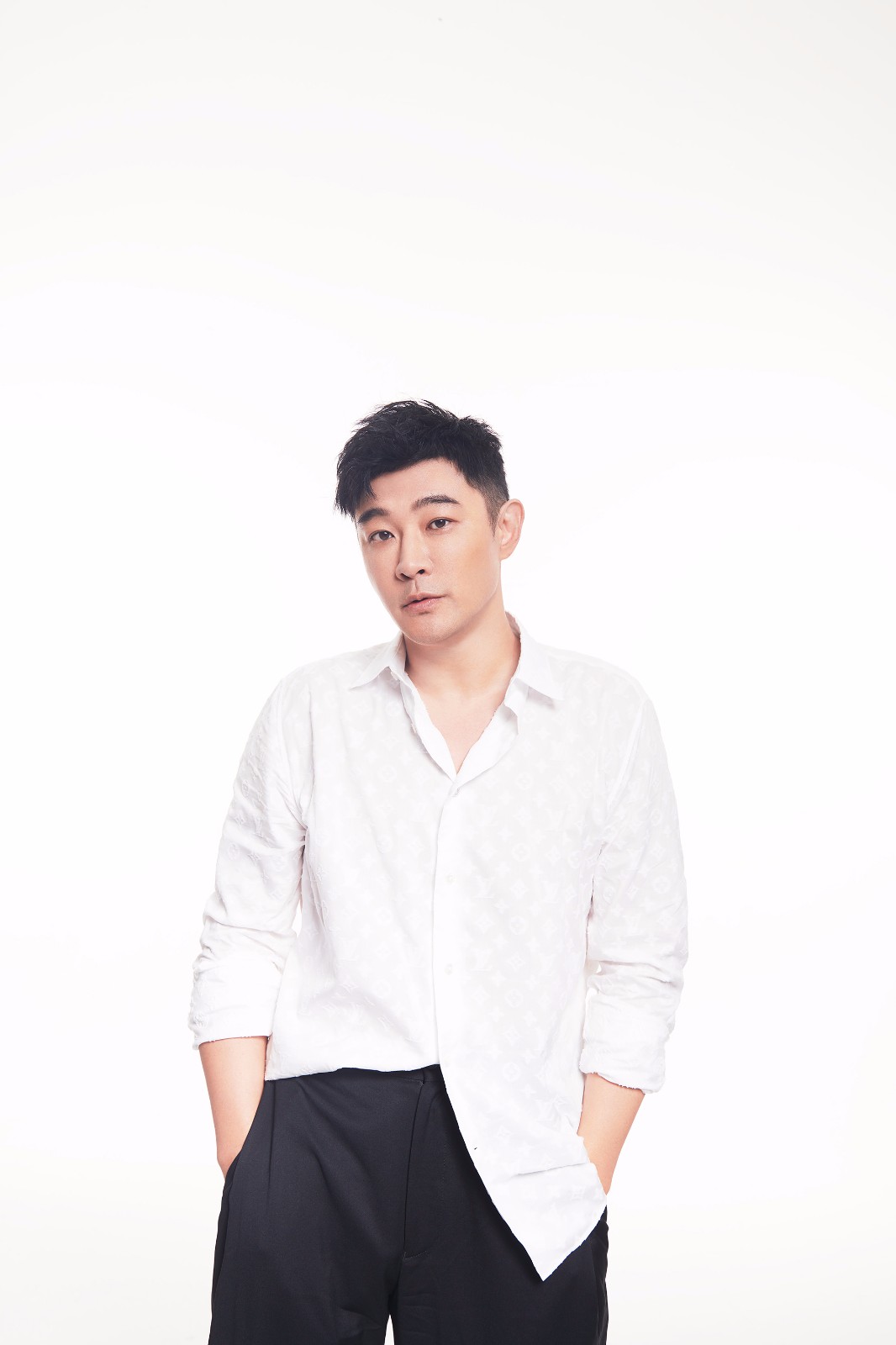 黄维德大片曝光绅士型格演绎熟男风范