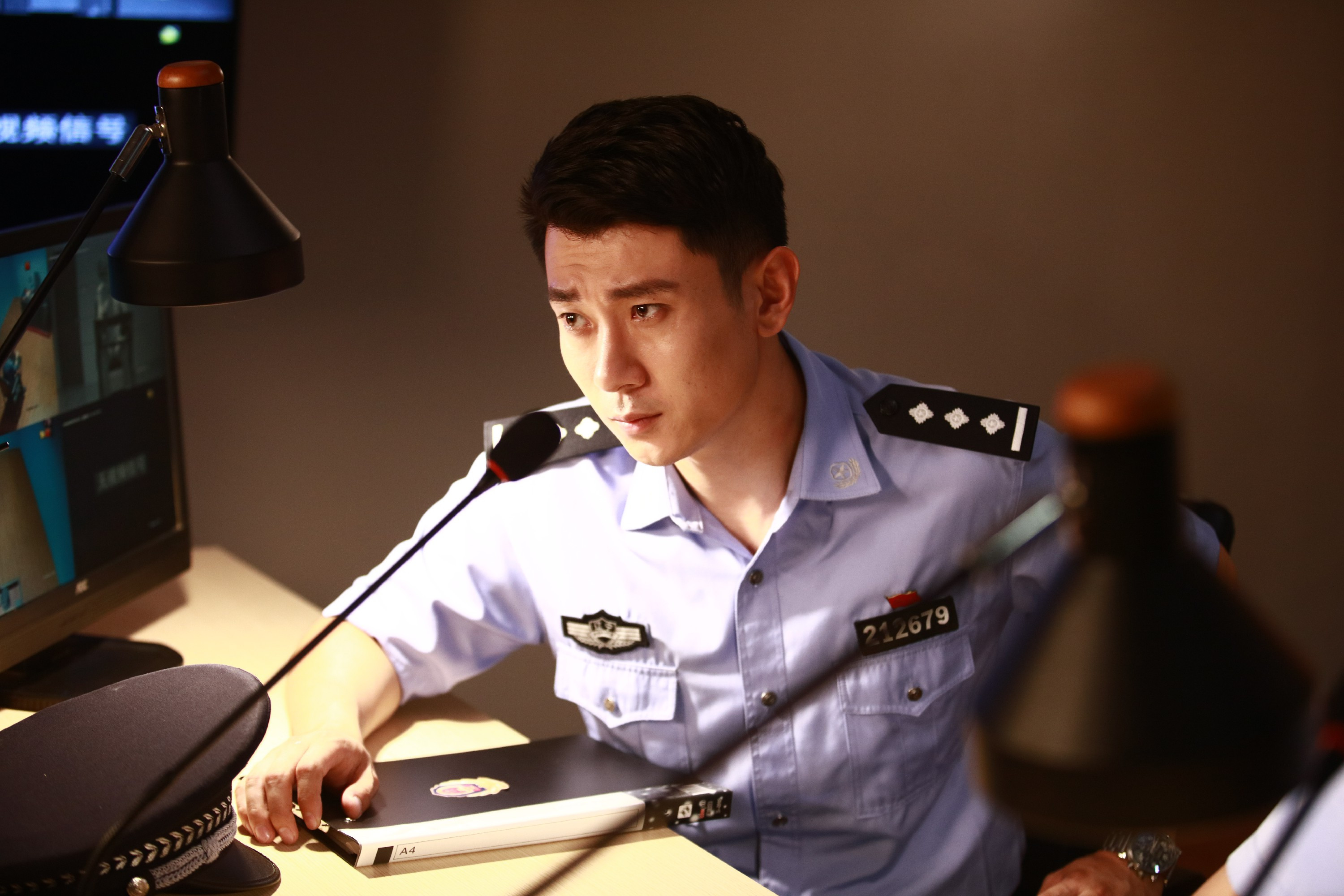 2018年,赵冉,徐百卉,沈泰领衔主演的电视剧《梧桐街派出所》完美杀青