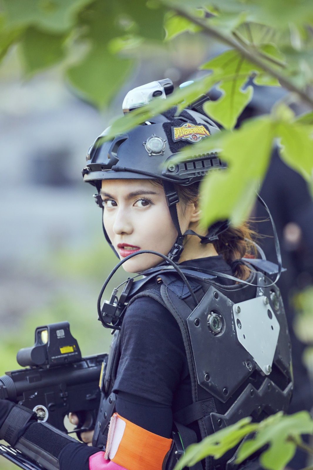 郭子千勇敢的世界综艺感十足暖心护队友圈粉无数