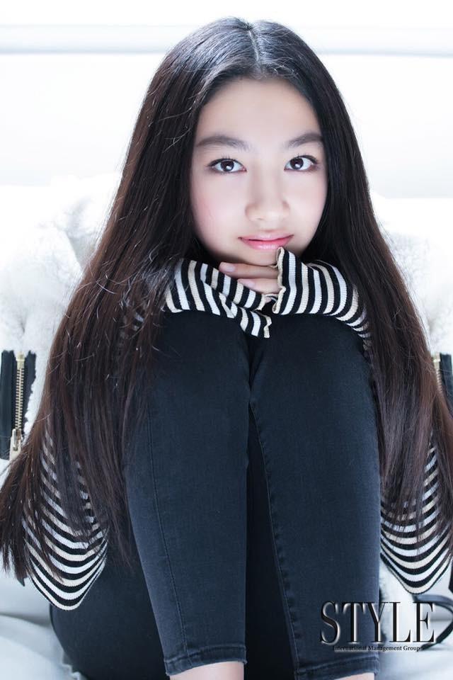 沈月与任晴佳获封最美星二代 邱淑贞与任达华都反对女儿入行