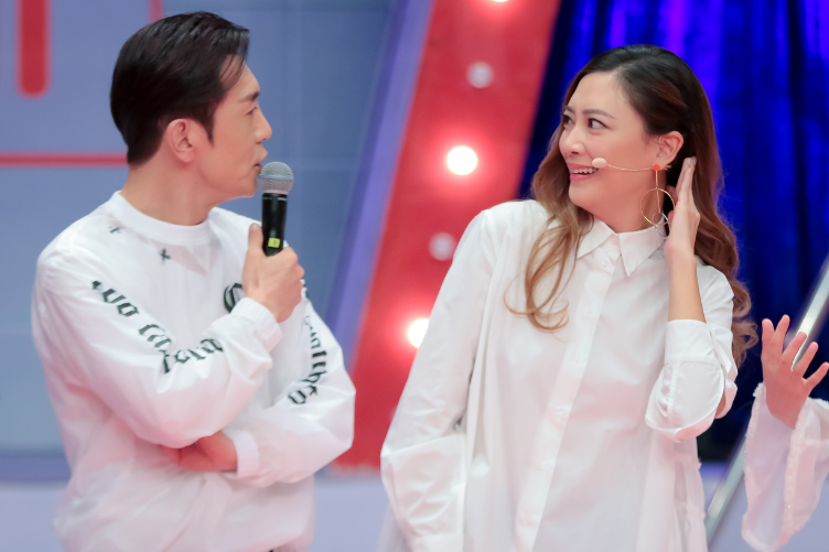 应采儿《偶像就该酱婶》自曝和陈小春联络少 后院防火全靠监控