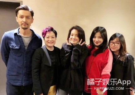 深圳站开演的第二天,网上爆出一组舒淇,赵薇,胡歌还有知名经纪人陈