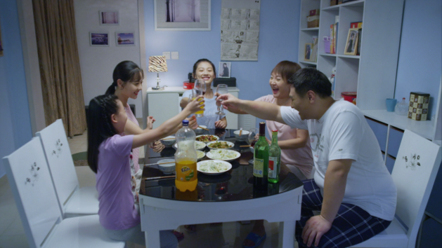 梅花儿香上演逆袭篇马藜诠释现代女孩的勇敢模样