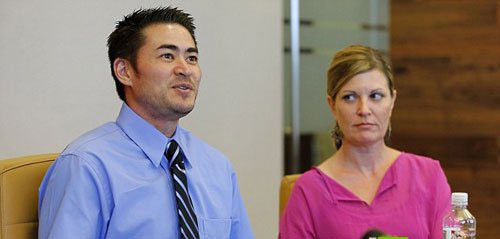 与此同时,海伦又找到真爱,一位名叫tracie的女子,她打算10月份去做