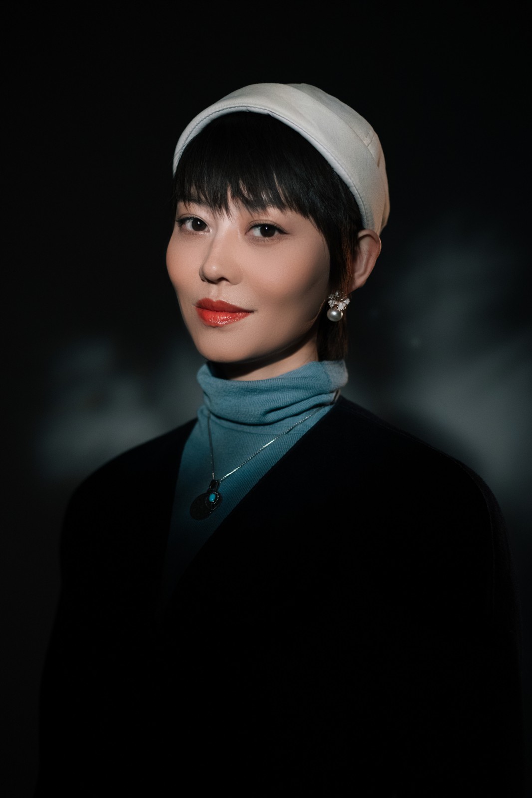 作曲家亢竹青变身摇滚厨娘回家吃饭巧做春意料理引人赞