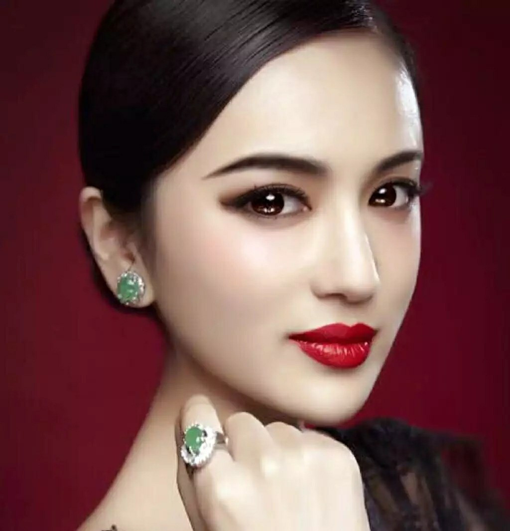 现今皇室后代最美的大唐公主李艳冰家族史大揭秘