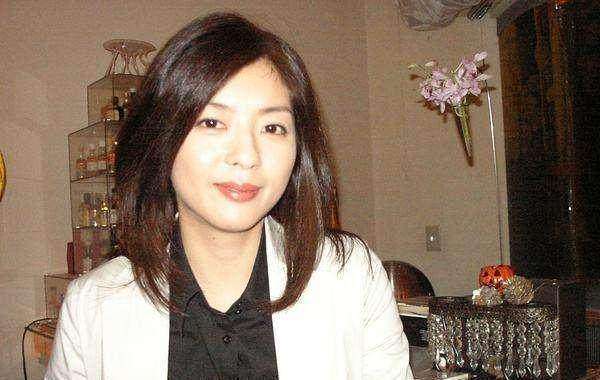 中山忍现在虽然依旧出现在荧幕上,但她拍的都是日剧所以大家看不到,而