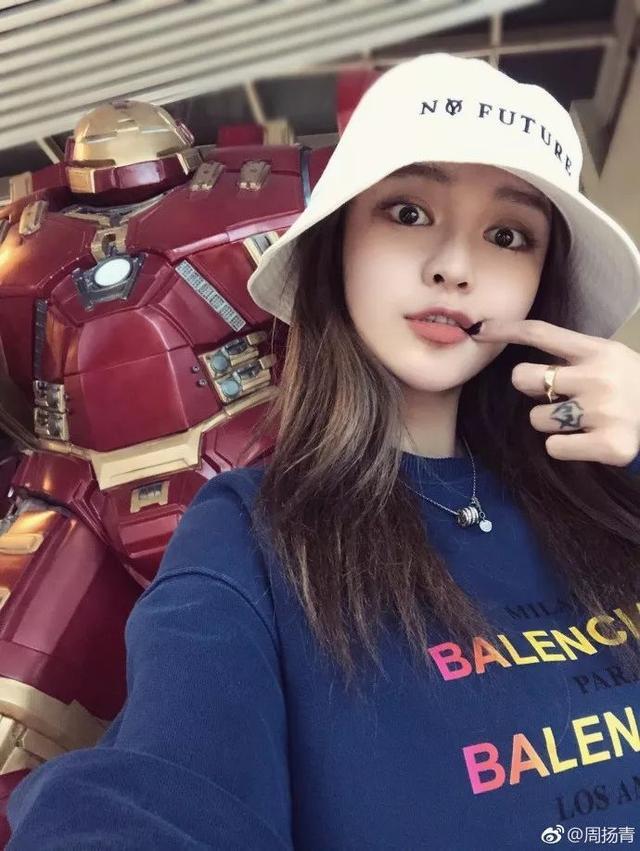 周扬青的素颜照是素容还是淡妆网友争论不休