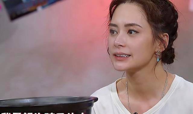 喊话公众减少关注老公阿娇依然很傻很天真还是真的长大了