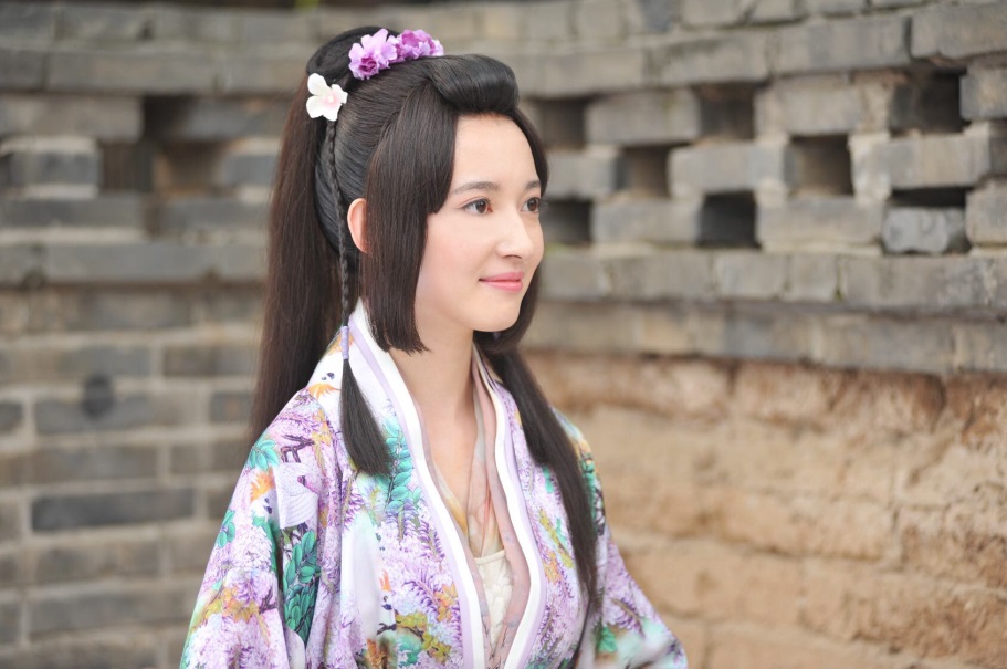 由曾执导过《蔓蔓青萝》《赢天下》的导演高翊浚执导,郑雅文,康宁