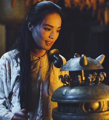 她才是卧虎藏龙原定女主因片约缠身最终成就章子怡