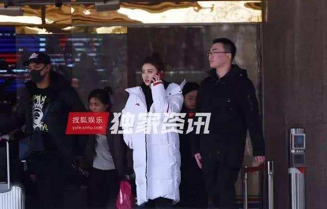 张继科景甜晒牵手照公布恋情！发糖这么久，终于变成明晃晃的狗粮