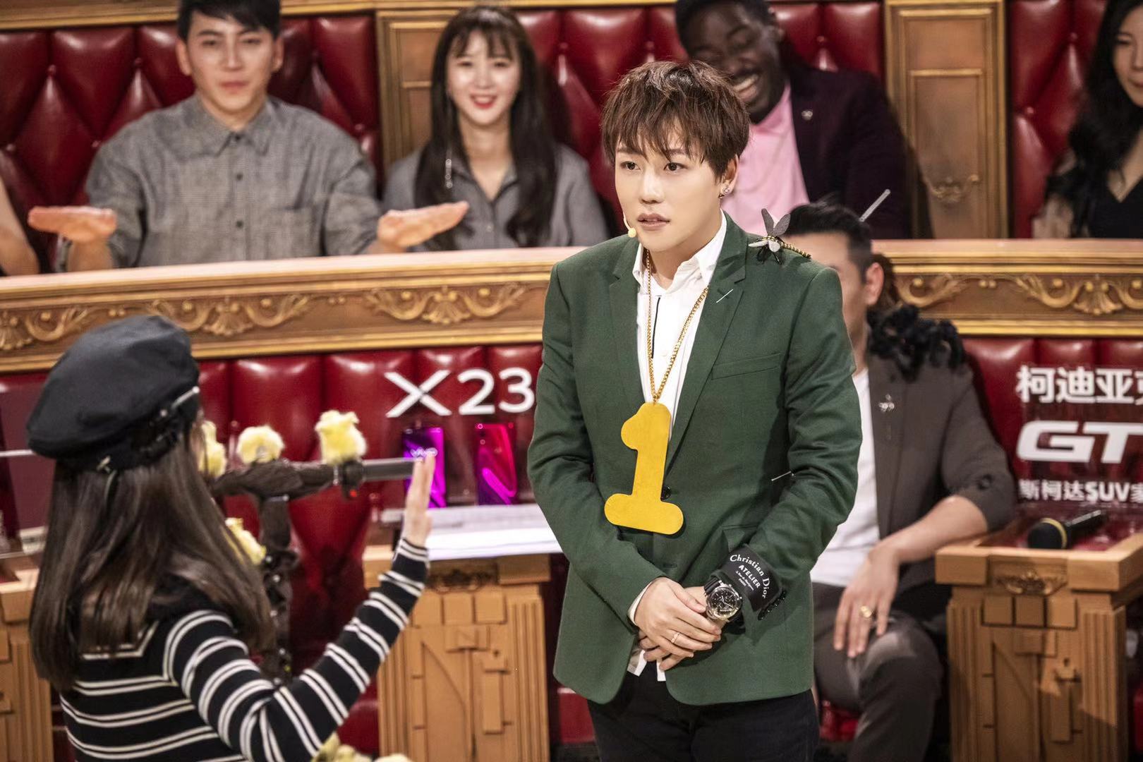 刘维安慰搭档反被"惹哭" 霸屏周末才华真性情展露无疑