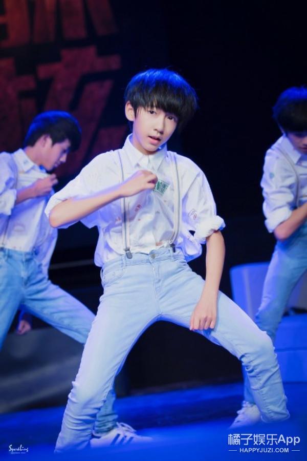 tf家族综艺首秀天天向上这5个锅盖头都什么来头