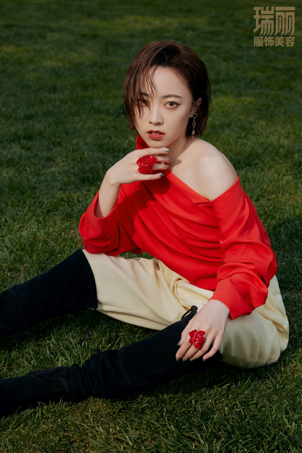 sing女团登瑞丽minibook封面国风少女化身解语花