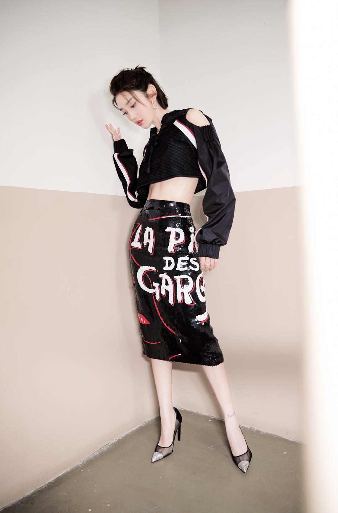 《买定离手我爱你》阵容官宣 唐艺昕将上演时尚小白进阶路