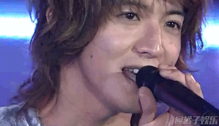 gif木村拓哉愿你永远温暖明亮如少年