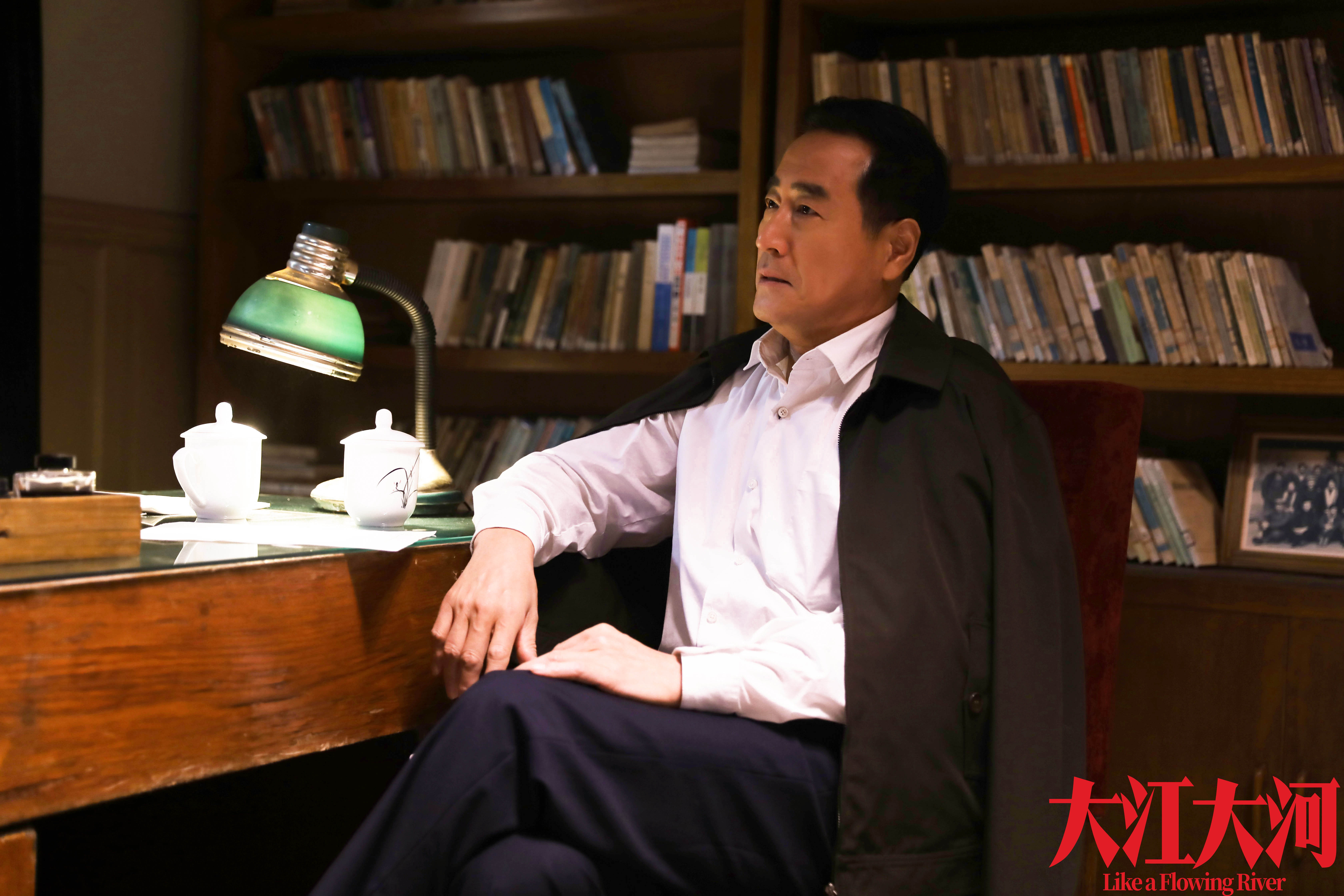 大江大河开播杨立新演绎时代人物献礼改革四十年