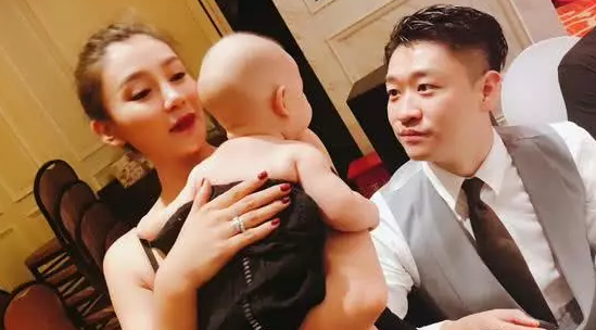 曹云金和老婆唐菀离婚了